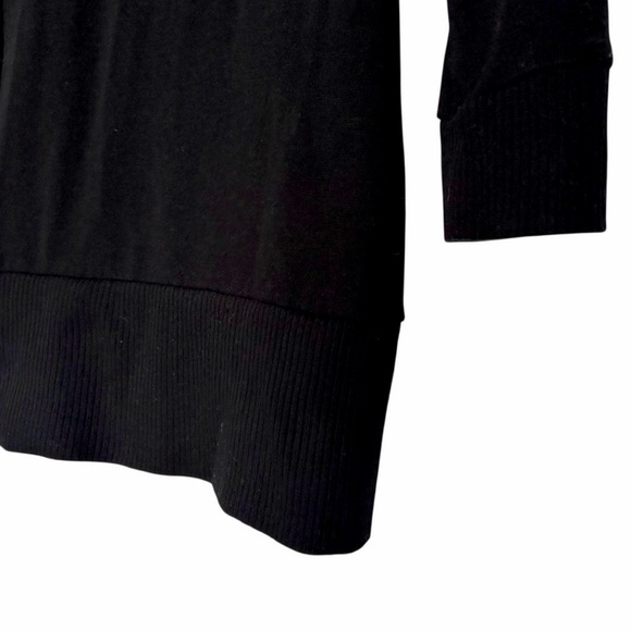 Black and White Knee-Length Skirt with 3/4 Sleeve Black Cardigan Medium - Picture 8 of 9